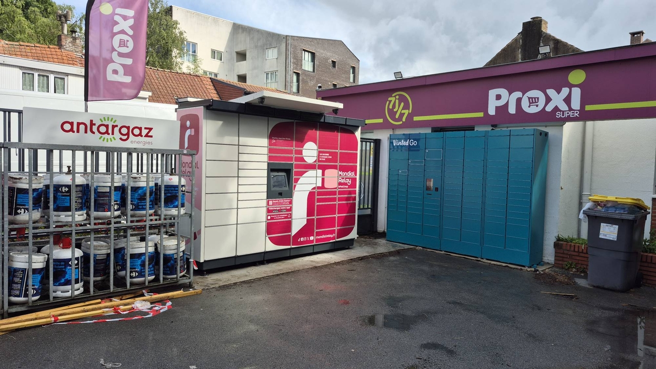 Locker Proxi, 102 102 Rue Achille Testelin, 59200 Tourcoing