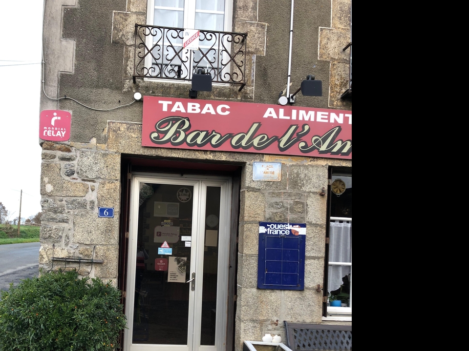 Bar de l'Amitie, Le Creux, 22100 Brusvily