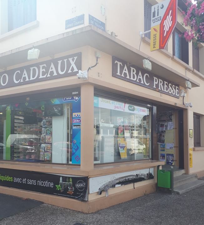 Maison de la Presse, 24 Avenue de Toulon, 08350 Donchery