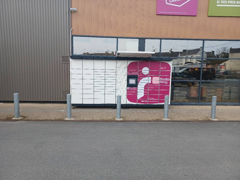 Locker 24/7 Netto Pont l'Abbe, Rue du Petit Train, 29120 Pont-l'Abbé