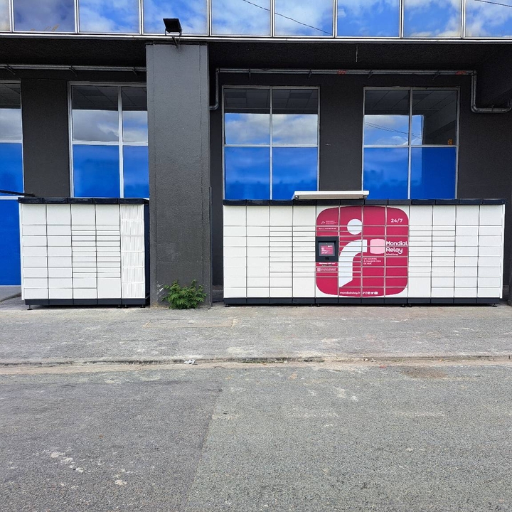 Locker 24/7 Bleu Self 94200 Ivry-Sur-Seine, 1 60 quai Auguste Deshaies, 94200 Ivry-sur-Seine
