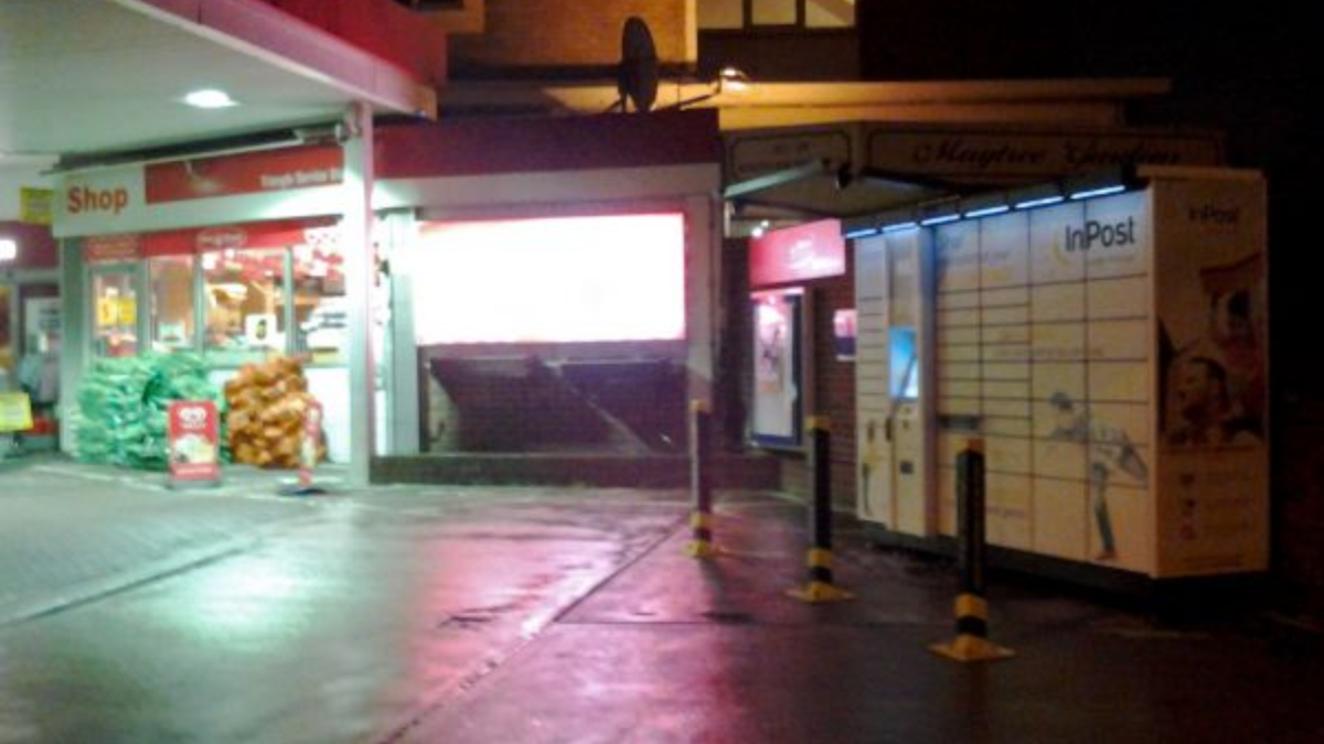 Zdjęcie paczkomatu od InPost: InPost UKEAL11069
