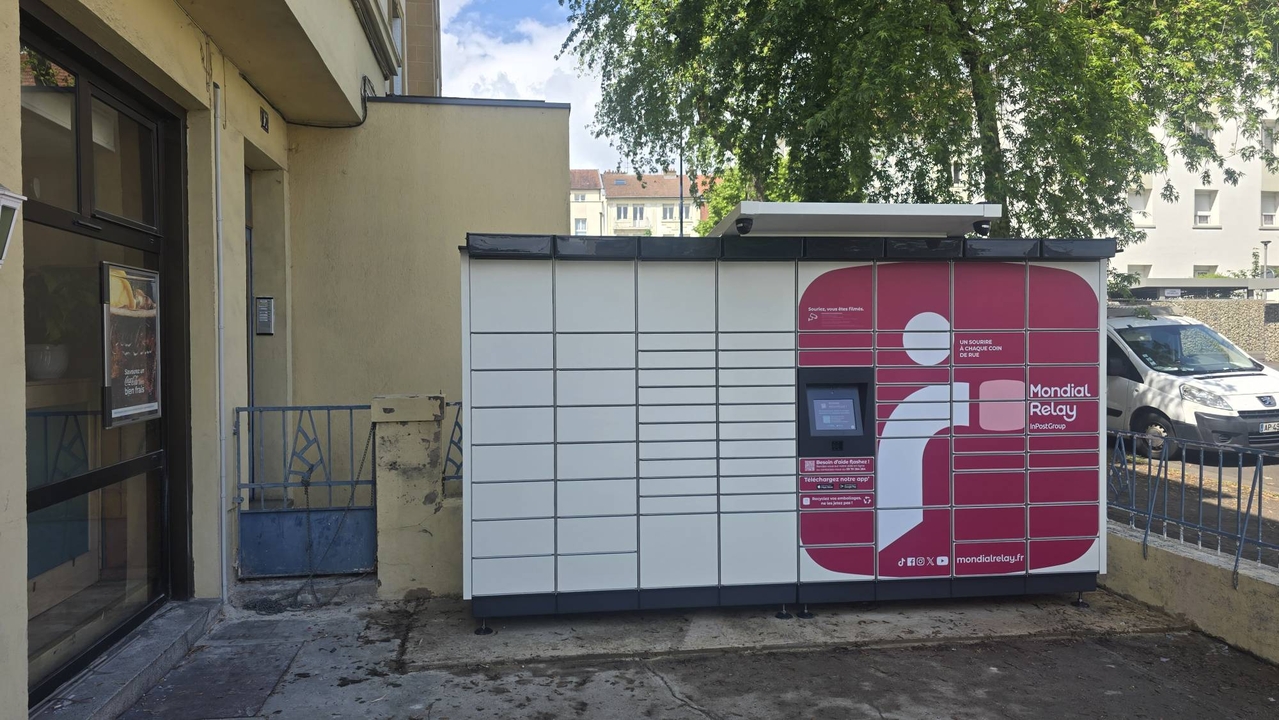 Locker 24/7 Café l'Aurore, 17 17 Rue des Robert, 57000 Metz