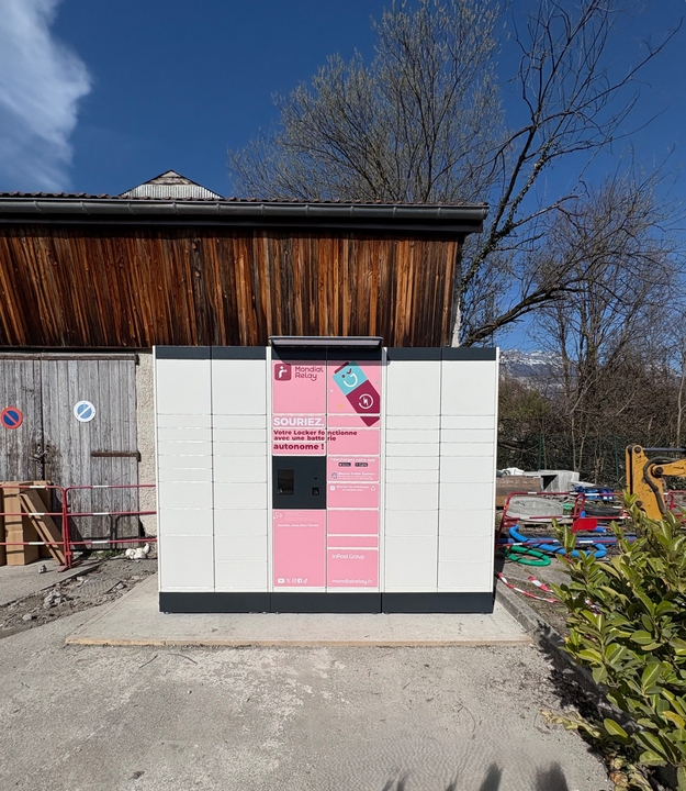 Locker 24/7 Parking gare de Vignoud, 16 16 Av. Robert Huant, 38190 Villard-Bonnot, 38190 Villard-Bonnot