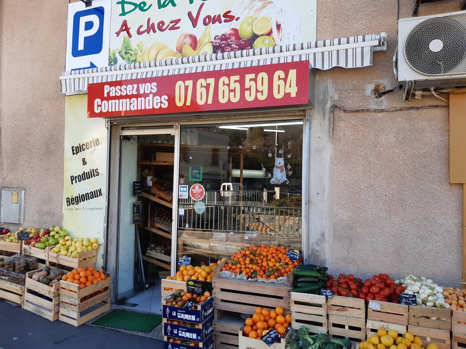 De la Terre A Chez Vous, 59 Route d'Alès, 30900 Nîmes