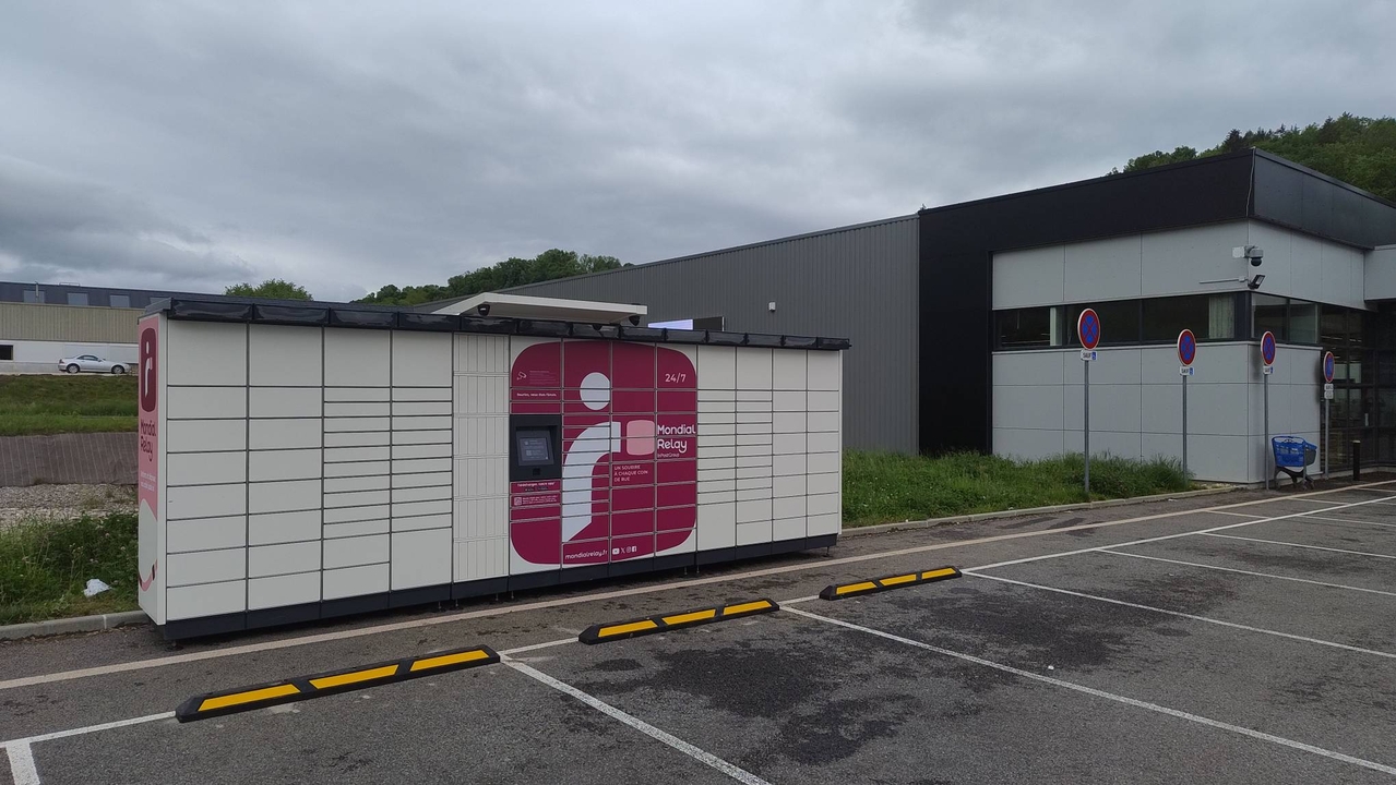 Locker 24/7 E.leclerc Express la Balme de Sillingy, 11 11 Chemin des Vignes, 74330 La Balme-de-Sillingy