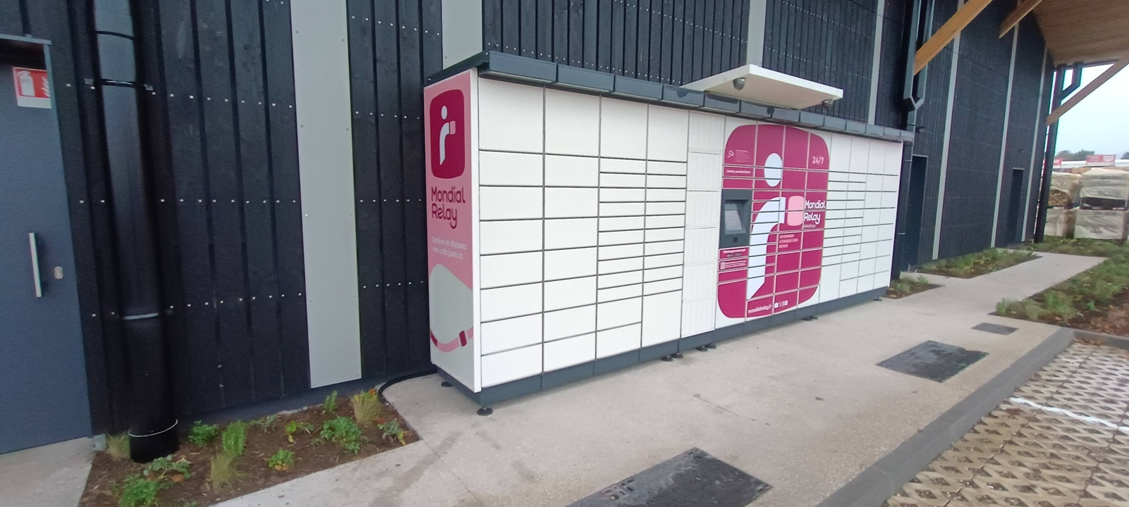 Locker 24/7 Lidl Biganos, 1 Rue Gutemberg, 33380 Biganos