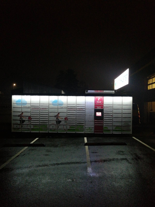 Locker 24/7 les Aubaines de la, 700 Avenue de Paris, 50000 Saint-Lô