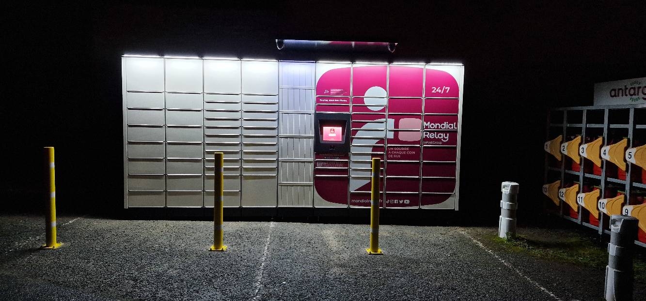 Locker 24/7 U Express Chef Boutonne, 17 17 Place Cail, 79110 Chef-Boutonne