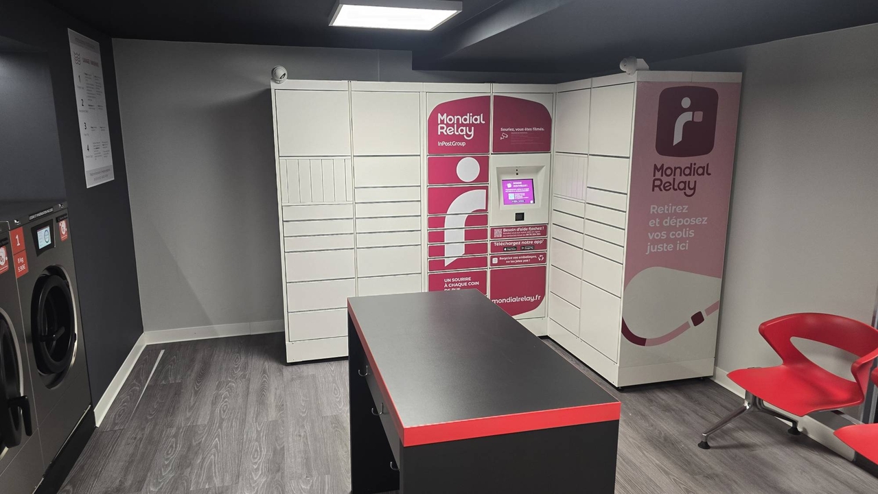 Locker Speed Queen, 23 21 Rue Jean Pierre Veyrat, 73000 Chambéry