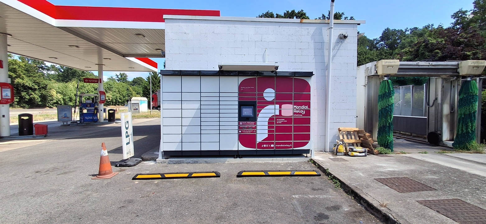 Locker 24/7 Esso Montgeron 91230 Montgeron, Route Nationale 6, 91230 Montgeron