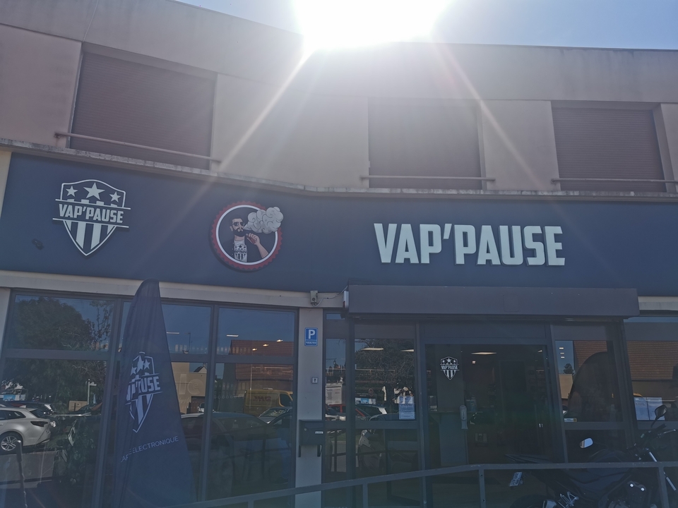 Vapostore Roissy-En-Brie, 2 Avenue du Général Leclerc, 77680 Roissy-en-Brie