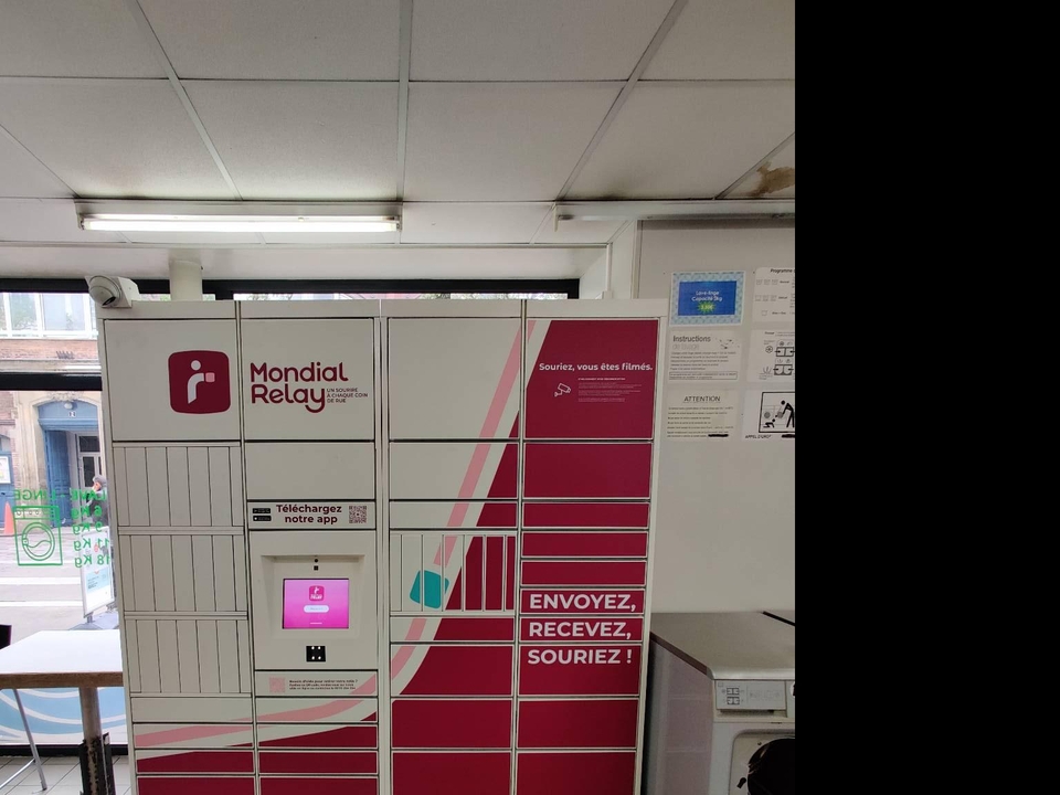 Locker Laverie Voltaire rue de Neufchâteau 75011 Paris, 4 26 Rue François de Neufchâteau, 75011 Paris