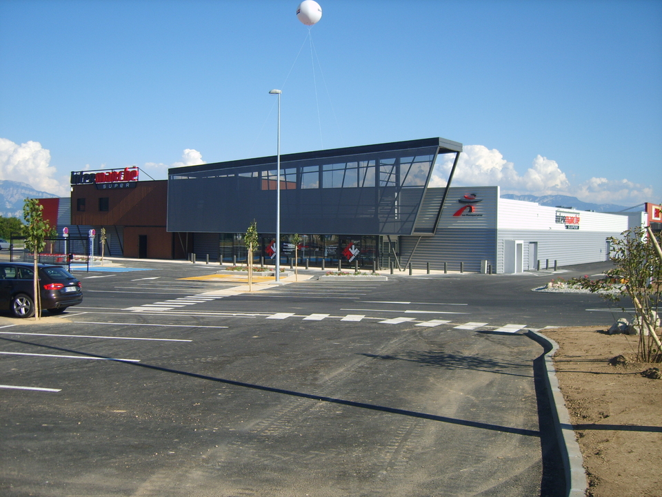 Intermarche, Rue du Grand Champ, 38140 Apprieu