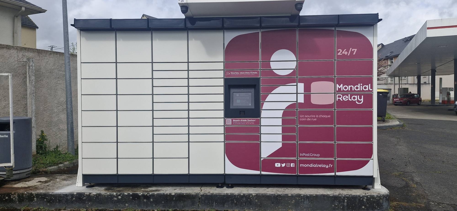 Locker 24/7 Station Avia Blois, 16 Rue Édouard Branly, 41000 Blois