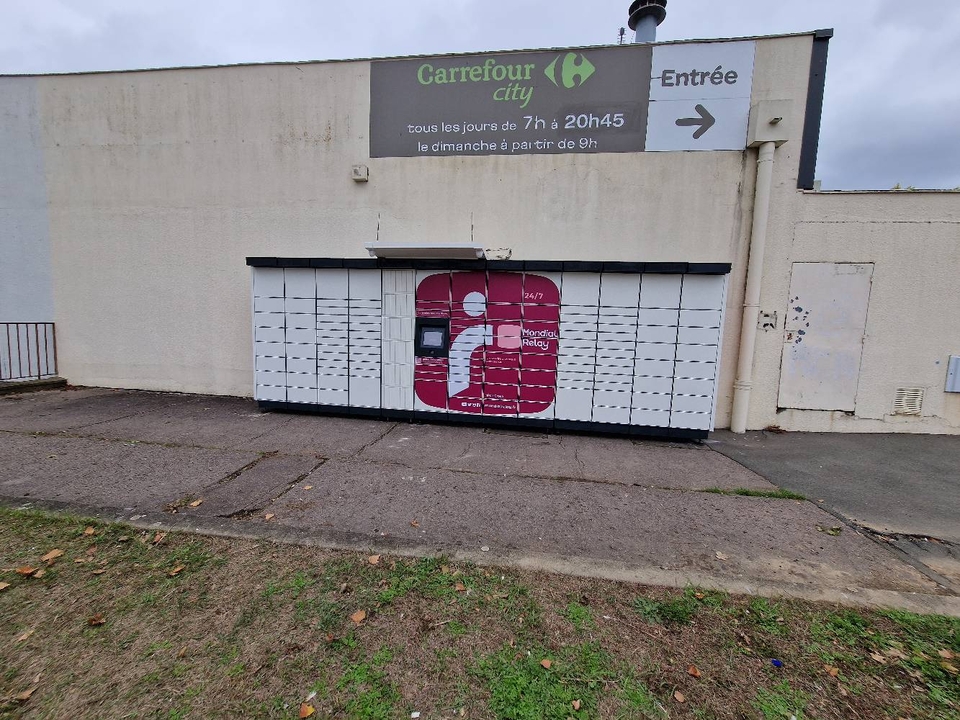 Locker 24/7 Carrefour City Ronceray le Mans, 240 240 Rue de Laigne, 72100 Le Mans