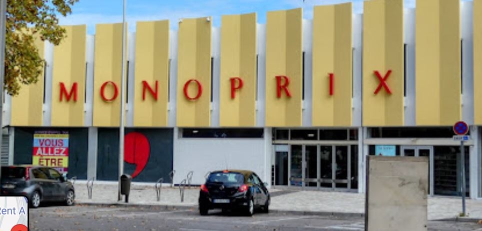 Monoprix Arles, Place Lamartine, 13200 Arles