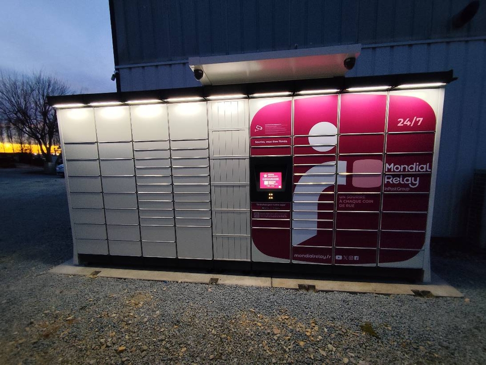 Locker 24/7 Fun Inside 50110 Cherbourg-en-Cotentin, 692 692 Rue Jean Bouin, 50110 Cherbourg-en-Cotentin