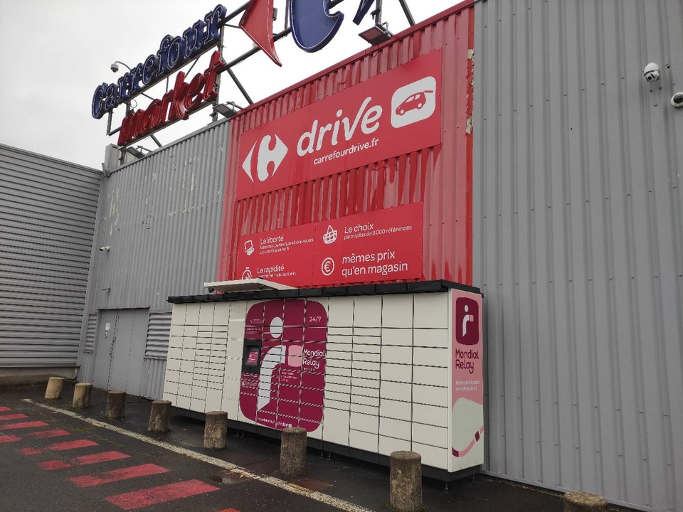 Locker 24/7 Carrefour Market 53500 Ernée, 7 Rue de Touraine, 53500 Ernée