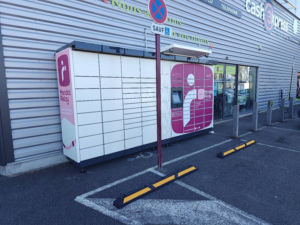Locker 24/7 Cash Express 03300 Cusset Vichy, 33-35 33-35 Rue des Peupliers, 03300 Cusset