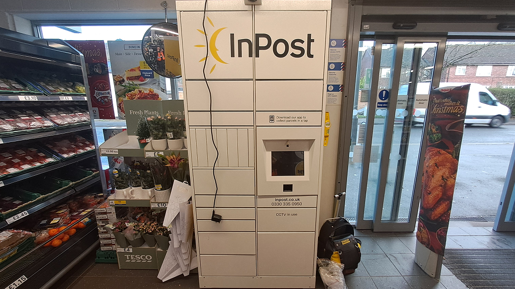 Foto del casillero de InPost: InPost UK00192638