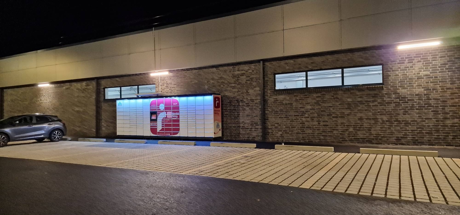 Locker 24/7 Aldi Saint Georges sur Loire, 8 8 Rue Bernard Crétin-Guesdon, 49170 Saint-Georges-sur-Loire