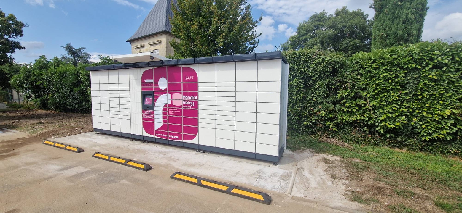 Locker 24/7 Boulangerie la Baloutine St Pey d'Armens, 13 13 Le Bourg, 33330 Saint-Pey-d'Armens