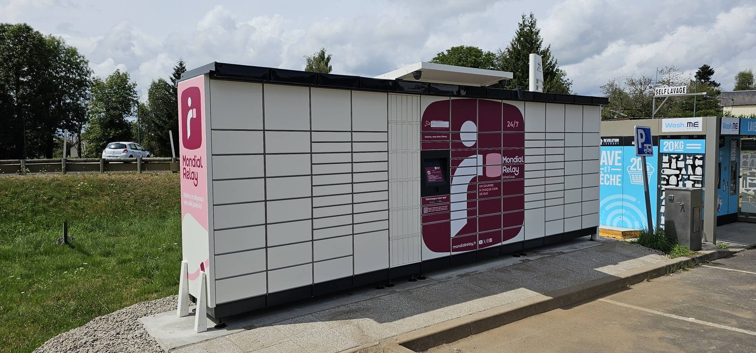 Locker 24/7 Intermarche Contact 63760 Bourg-Lastic, 2 Route de Lastic, 63760 Bourg-Lastic