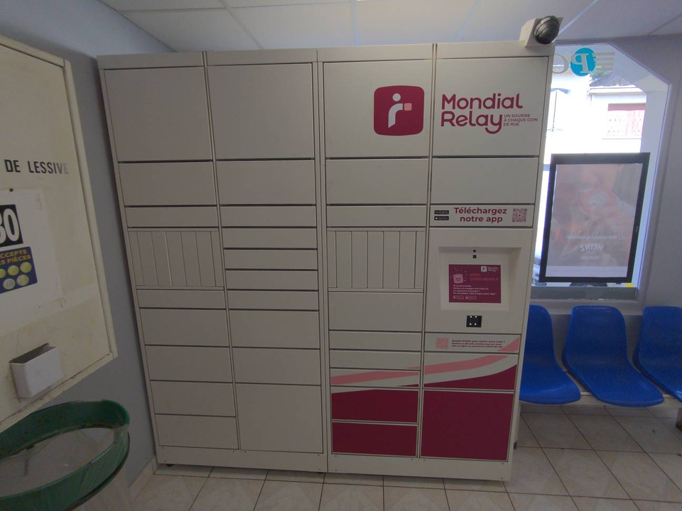 Locker Point Laverie 94800 Villejuif, 10 10 Rue Eugène Varlin, 94800 Villejuif