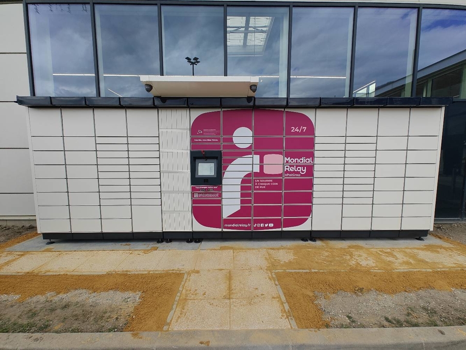 Locker 24/7 Carrefour Market Crolles, 431 431 Avenue Ambroise Croizat, 38920 Crolles