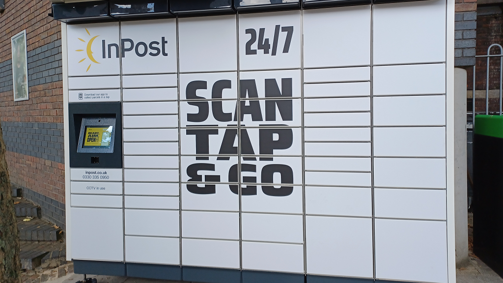 Zdjęcie paczkomatu od InPost: InPost UK00214352