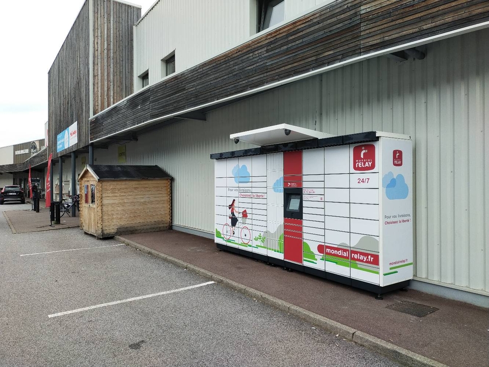 Locker Mr Bricolage Geradmer, 79 Boulevard de la Jamagne, 88400 Gérardmer