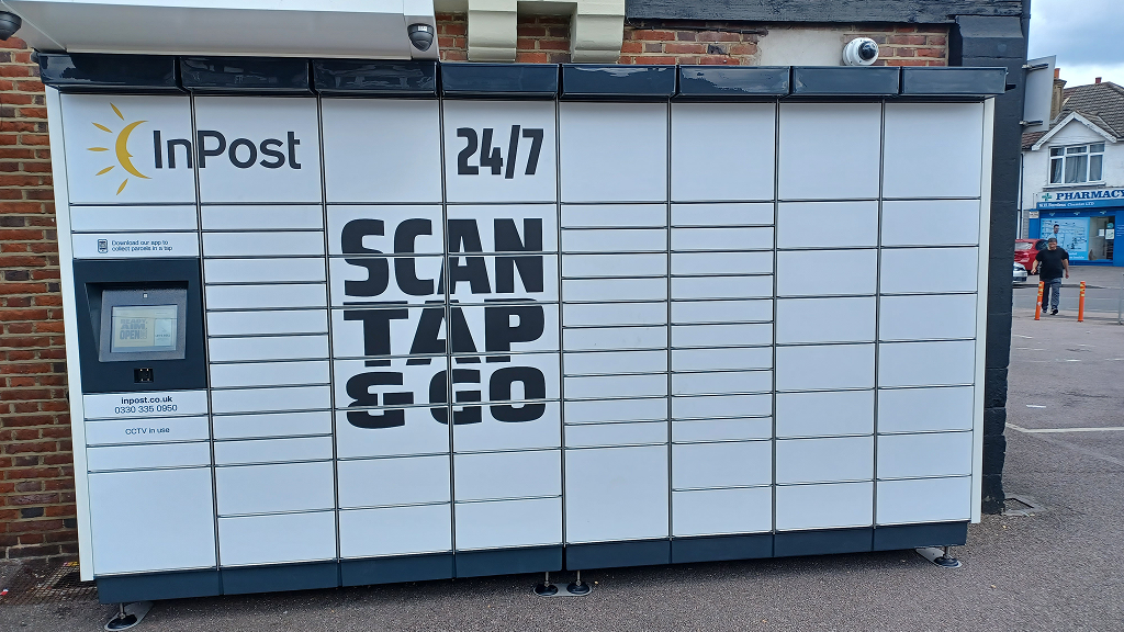 Zdjęcie paczkomatu od InPost: InPost UK00192473