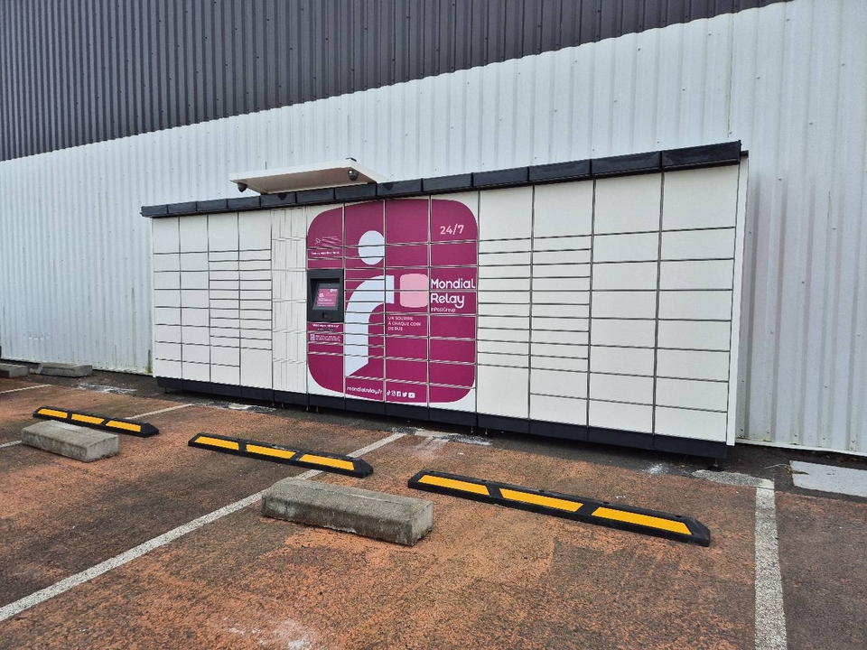 Locker 24/7 E.leclerc Location Brissac Loire Aubance, 4 Zone Industrielle des Grouas, 49320 Brissac-Loire-Aubance