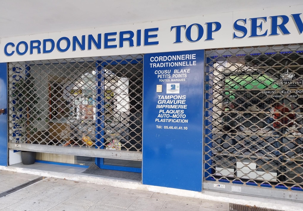 EURL Erik Martins (top Services), 12 Rue Albert 1er, 17000 La Rochelle