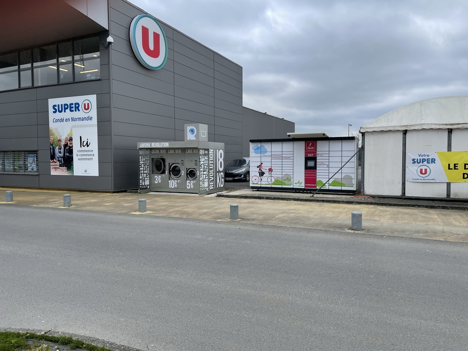 Locker 24/7 Super U Conde en N, Rue Saint-Jacques, 14110 Saint-Denis-de-Méré