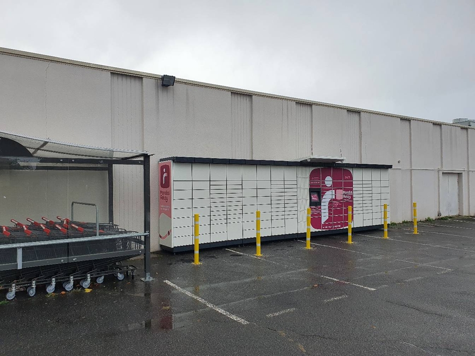 Locker 24/7 U Express 41800 Montoire Sur Le Loir, 14 14 Boulevard Jean Mermoz, 41800 Montoire-sur-le-Loir