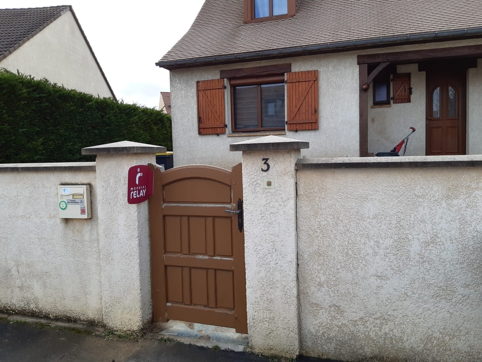 Bracelets d'Allaitement & Cie, 3 Allée des Catalpas, 91140 Villejust