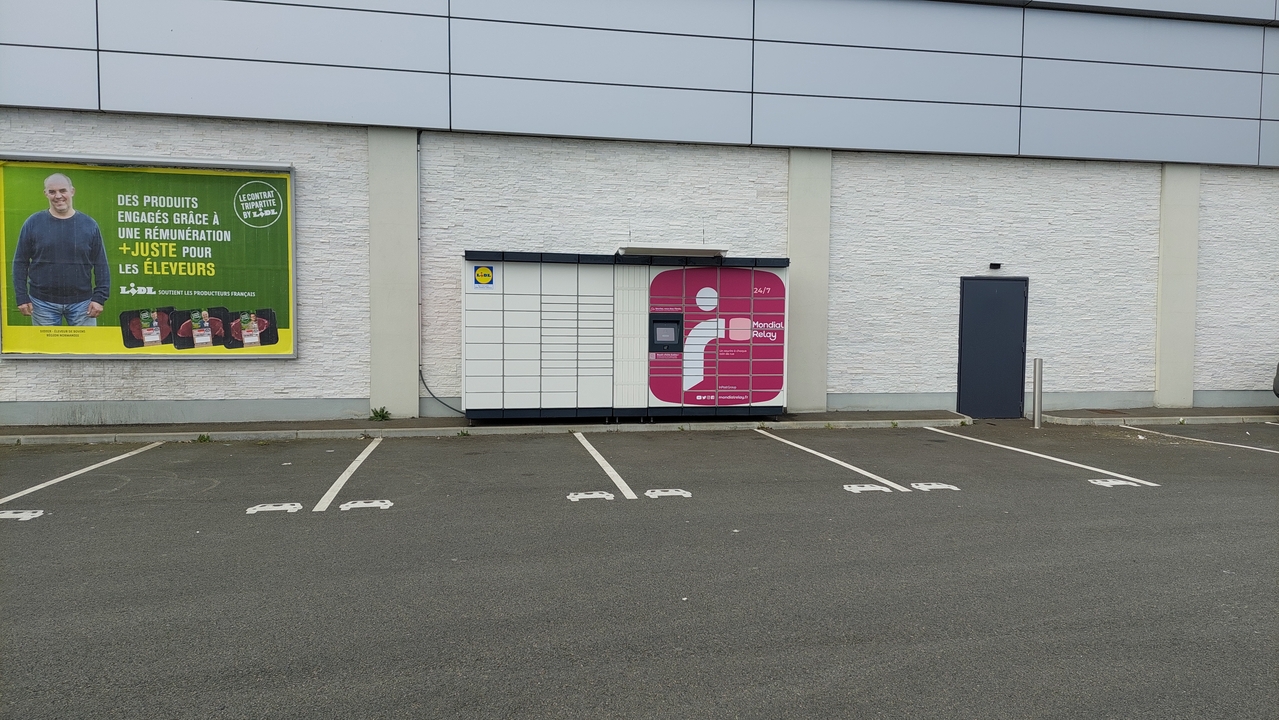 Locker 24/7 Lidl Pointe 45300, Passée de Senives, 45300 Pithiviers