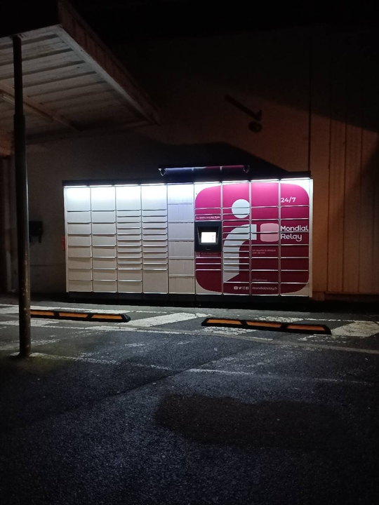 Locker 24/7 Supermarche Casino 29830 Ploudalmezeau, 47 30 Rue de Brest, 29830 Ploudalmézeau