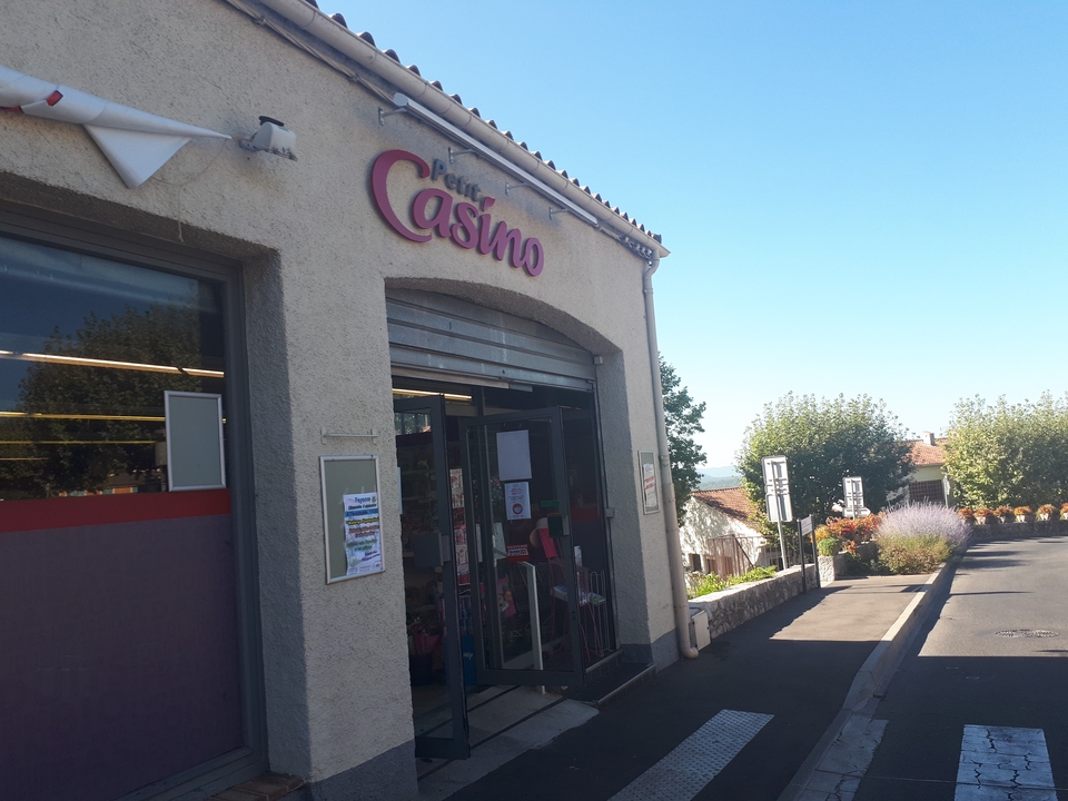 Petit Casino Fayence Face Parking Centre Ville, 2 route de Mons,, 83440 Fayence