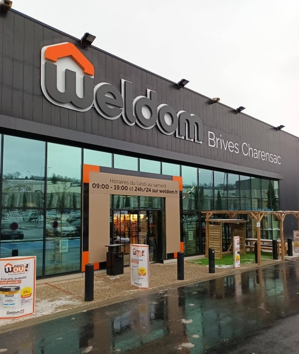 Locker 24/7 Weldom 43700 Brives Charensac, 27 27 Rue de Genebret, 43700 Brives-Charensac