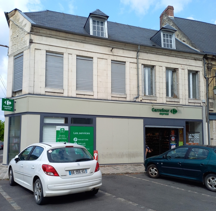 Carrefour Express, Place de l'Hotel de Ville, 02350 Liesse Notre Dame