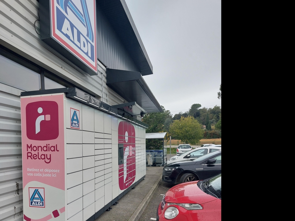 Locker 24/7 Aldi ZAC Redon 83136 Rocbaron, Fray Redon, 83136 Rocbaron
