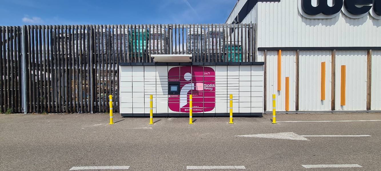 Locker 24/7 Weldom Molsheim, 33 33 Route de Dachstein, 67120 Molsheim