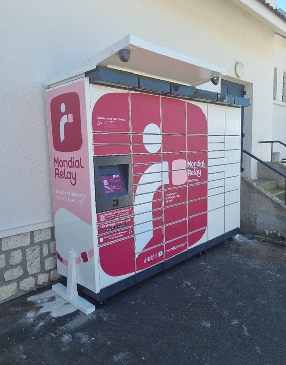 Locker 24/7 Salle de Fetes 77130 la Grande Paroisse, 11 Rue de la Garenne, 77130 La Grande-Paroisse