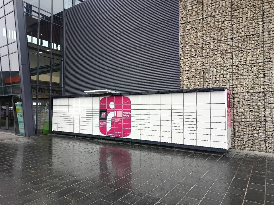 Locker 24/7 E.Leclerc 60610 La Croix-Saint-Ouen, 9345F Rue Gabrielle Chanel, 60610 La Croix-Saint-Ouen