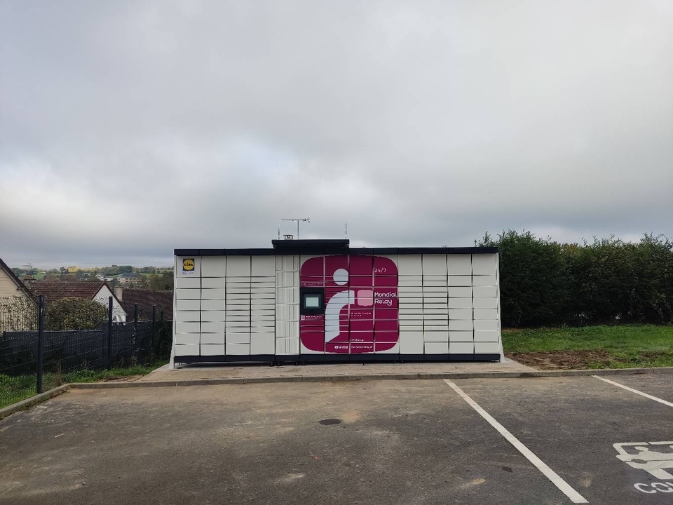 Locker 24/7 Lidl Coutances, 41 41 Avenue Division Leclerc, 50200 Coutances