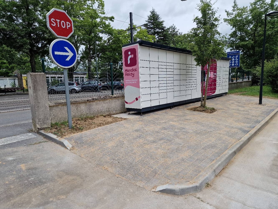 Locker 24/7 Crous Cite U Bourgeonniere Nantes, 7 4B Rue des Renards, 44300 Nantes