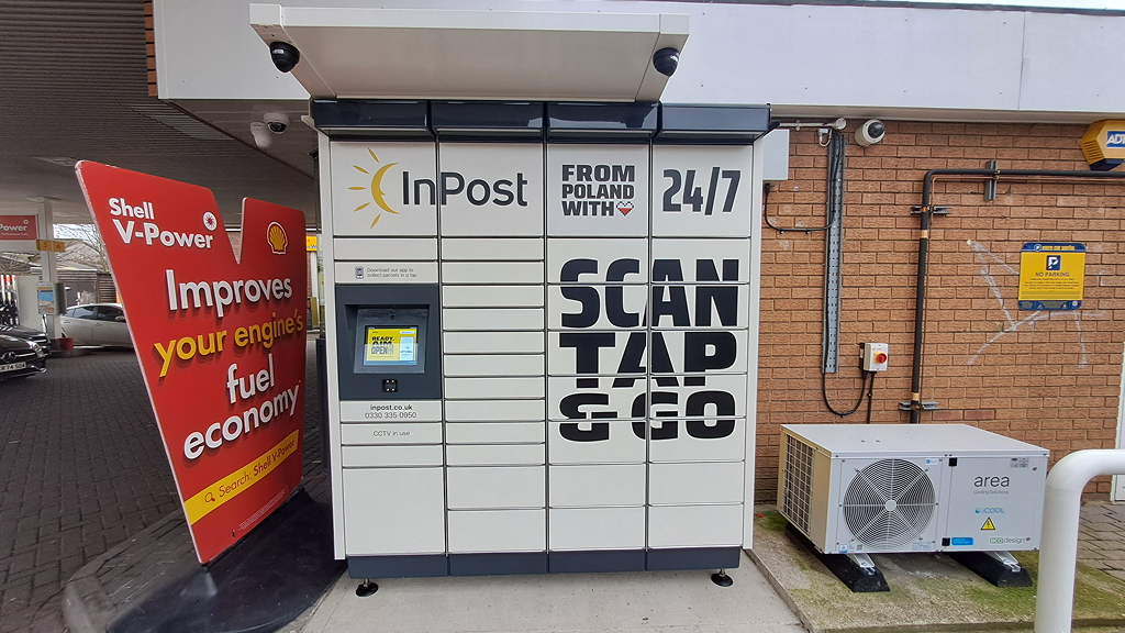 InPost's photo of the locker: InPost UK00176246